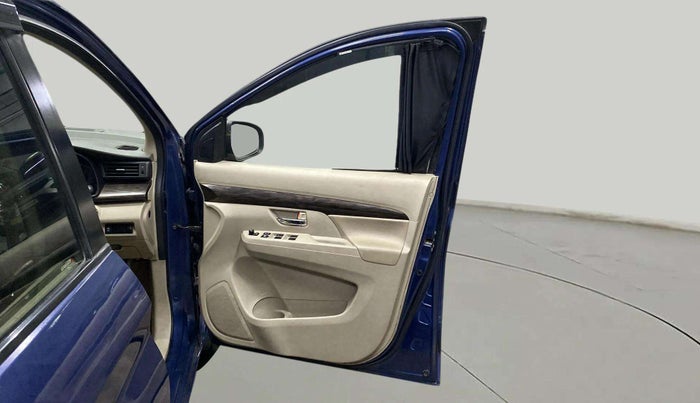 2020 Maruti Ertiga ZXI+ SHVS, Petrol, Manual, 40,871 km, RHS Front Door