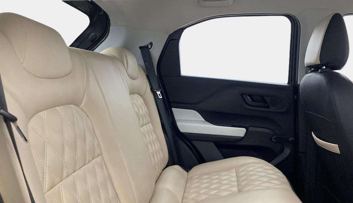 2023 Tata PUNCH PURE MT, Petrol, Manual, 21,203 km, Right Side Rear Door Cabin