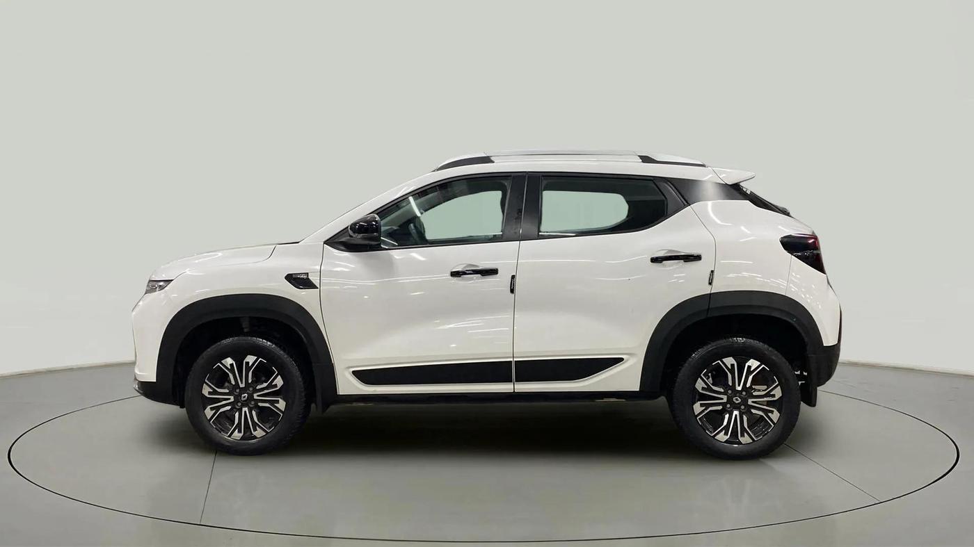 2023 Renault Kiger RXZ AMT, Petrol, Automatic, 5,431 km, Left Side
