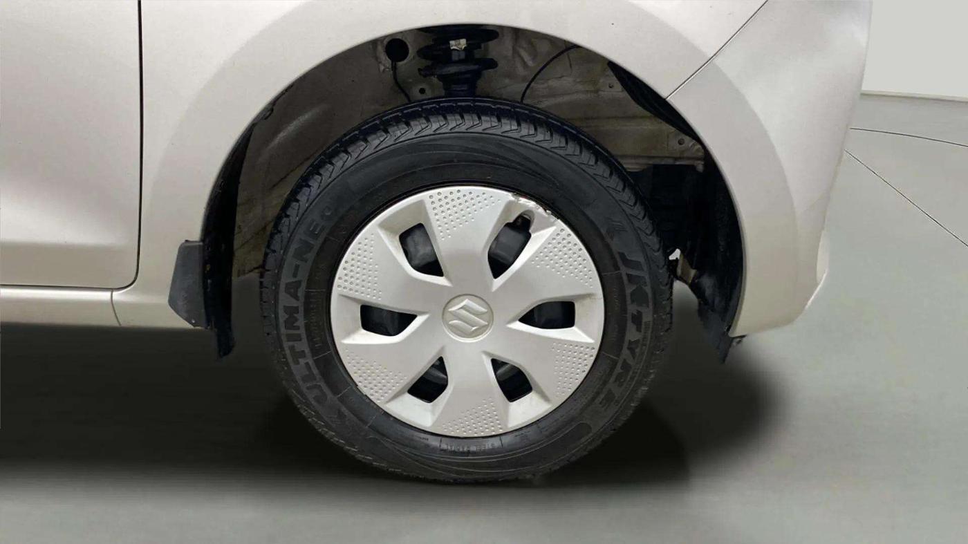 2023 Maruti Alto K10 VXI, Petrol, Manual, 27,584 km, Right Front Wheel
