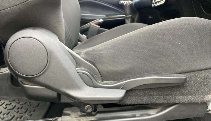 2022 Maruti Baleno ZETA PETROL 1.2, Petrol, Manual, 27,999 km, Driver Side Adjustment Panel