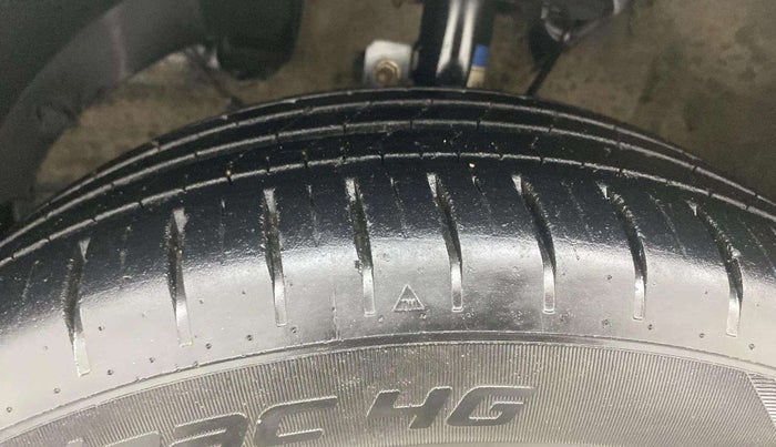 2022 Maruti Baleno ZETA PETROL 1.2, Petrol, Manual, 27,999 km, Left Front Tyre Tread