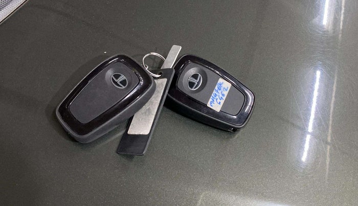 2023 Tata TIAGO NRG XZ AMT, Petrol, Automatic, 8,535 km, Key Close Up
