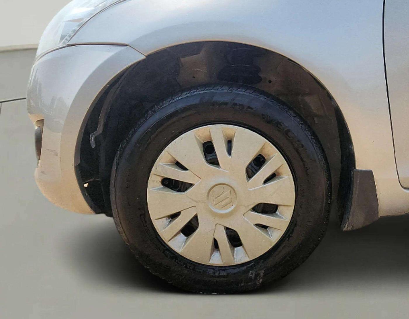 2012 Maruti Swift VXI, Petrol, Manual, 95,786 km, Left Front Wheel