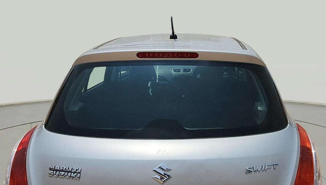 2012 Maruti Swift VXI, Petrol, Manual, 95,786 km, Rear Windshield