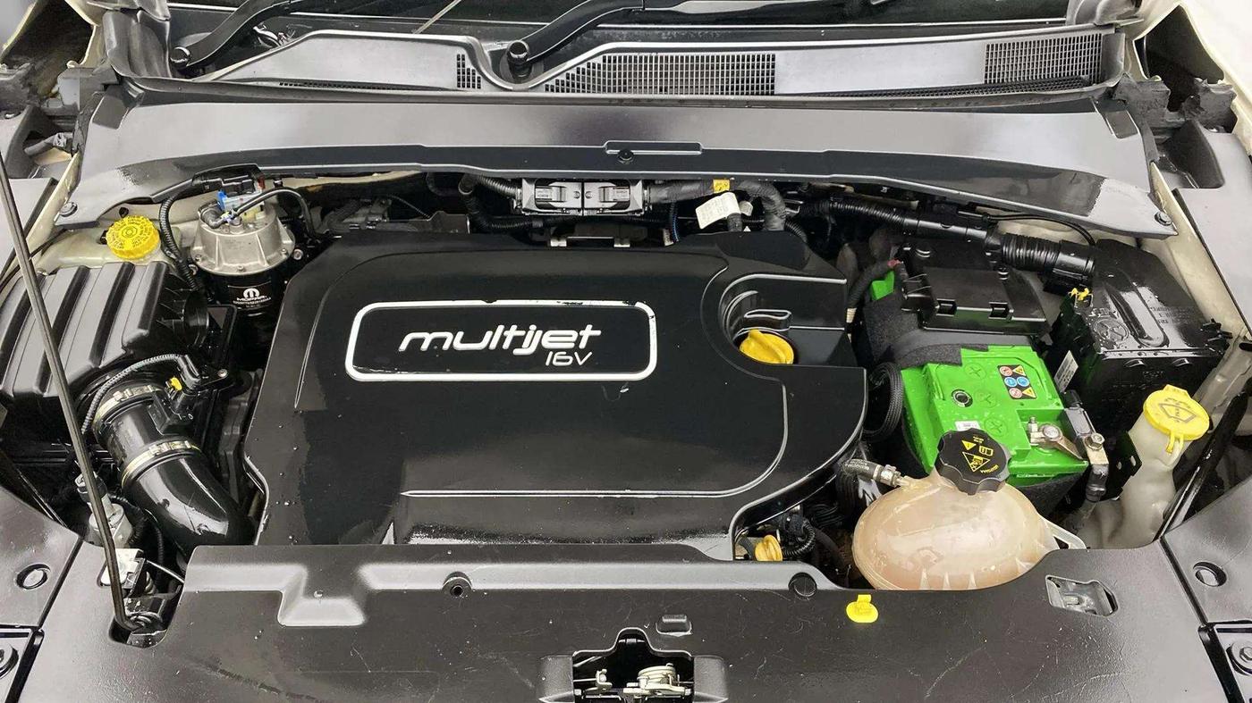2017 Jeep Compass LIMITED 2.0 DIESEL, Diesel, Manual, 77,055 km, Engine View