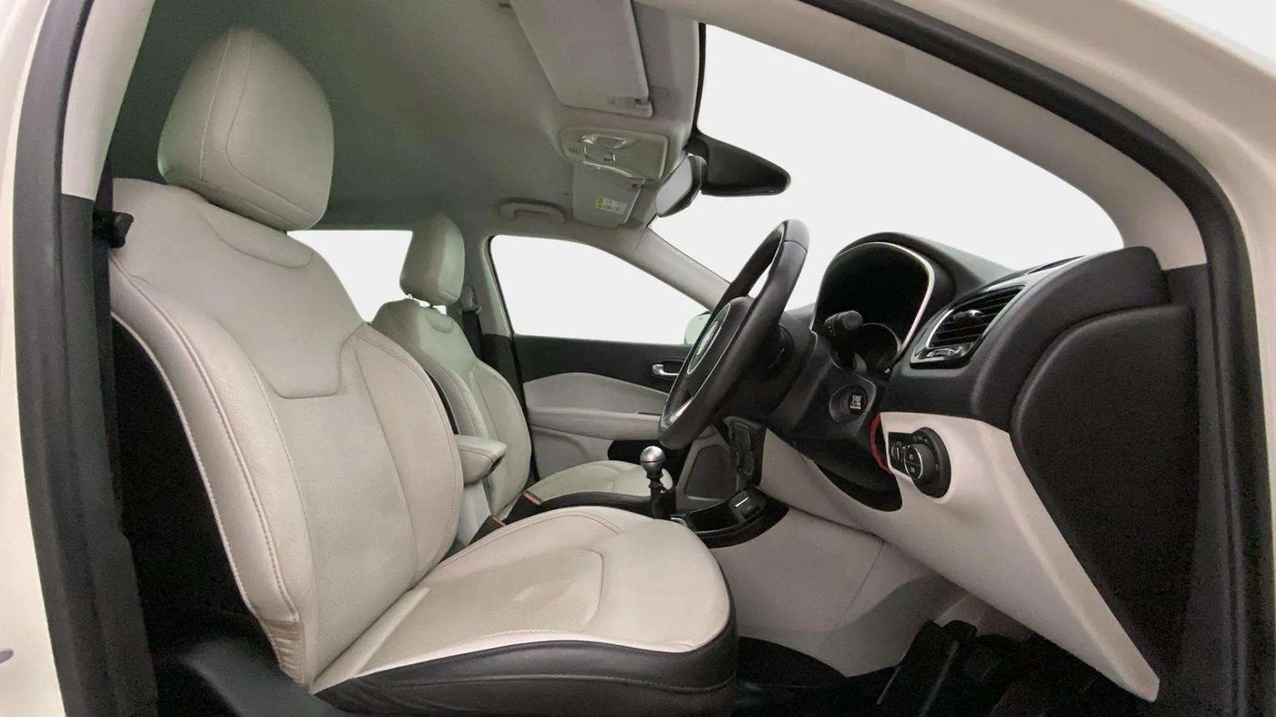 2017 Jeep Compass LIMITED 2.0 DIESEL, Diesel, Manual, 77,055 km, Right Side Front Door Cabin