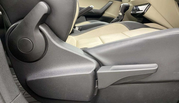 2022 Skoda SLAVIA STYLE 1.0L TSI AT, Petrol, Automatic, 13,547 km, Driver Side Adjustment Panel