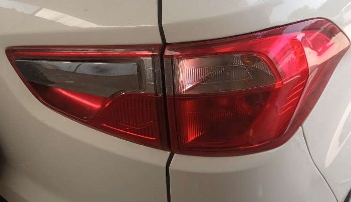 2017 Ford Ecosport AMBIENTE 1.5L PETROL, Petrol, Manual, 51,422 km, Right tail light - Minor damage
