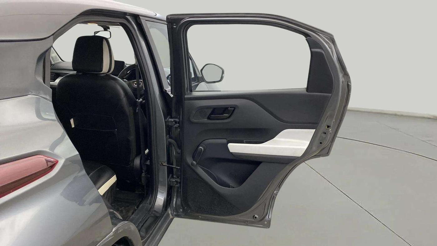 2022 Tata PUNCH PURE MT, Petrol, Manual, 80,561 km, RHS Rear Door
