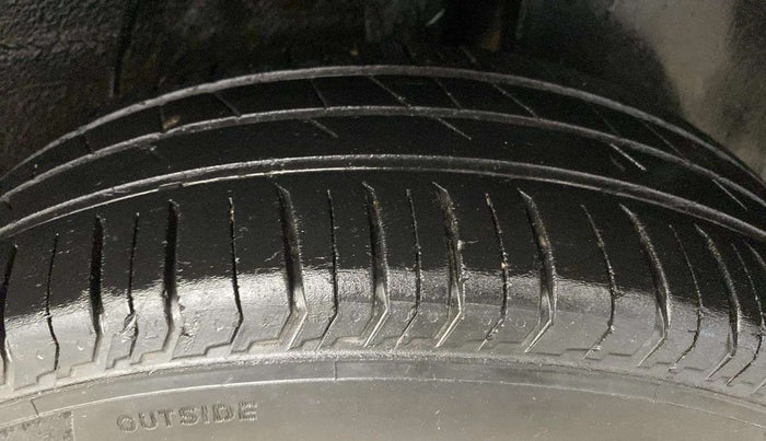 2022 Tata PUNCH PURE MT, Petrol, Manual, 80,561 km, Left Rear Tyre Tread