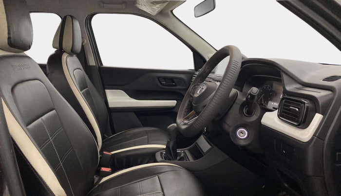 2022 Tata PUNCH PURE MT, Petrol, Manual, 80,561 km, Right Side Front Door Cabin