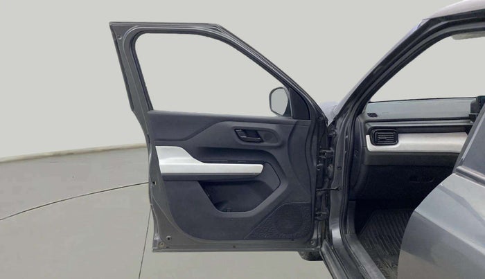 2022 Tata PUNCH PURE MT, Petrol, Manual, 80,561 km, LHS Front Door