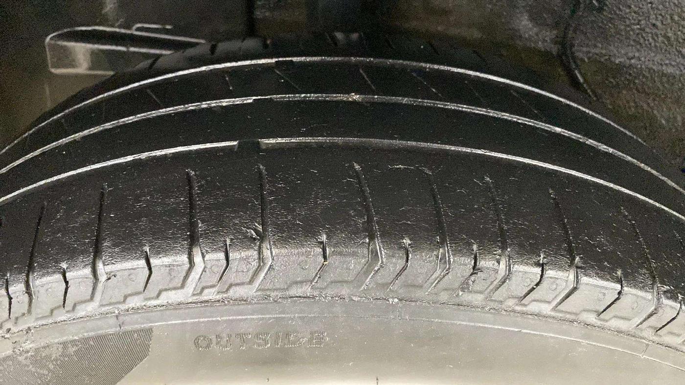 2022 Tata PUNCH PURE MT, Petrol, Manual, 80,561 km, Right Rear Tyre Tread