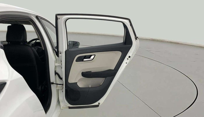 2023 Tata ALTROZ XZ DIESEL, Diesel, Manual, 55,101 km, RHS Rear Door