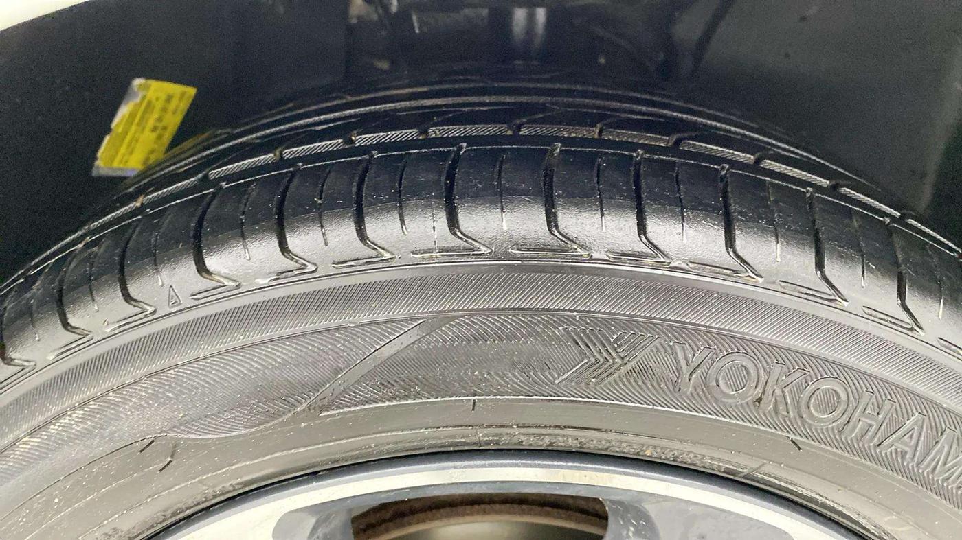 2023 Tata ALTROZ XZ DIESEL, Diesel, Manual, 55,294 km, Right Front Tyre Tread