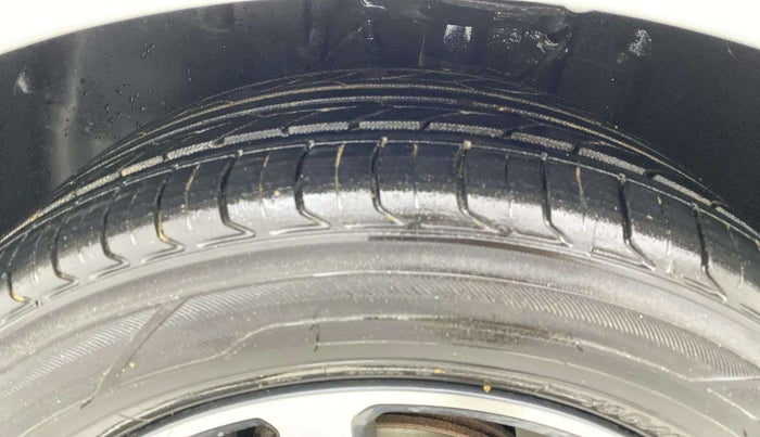 2023 Tata ALTROZ XZ DIESEL, Diesel, Manual, 55,101 km, Left Front Tyre Tread
