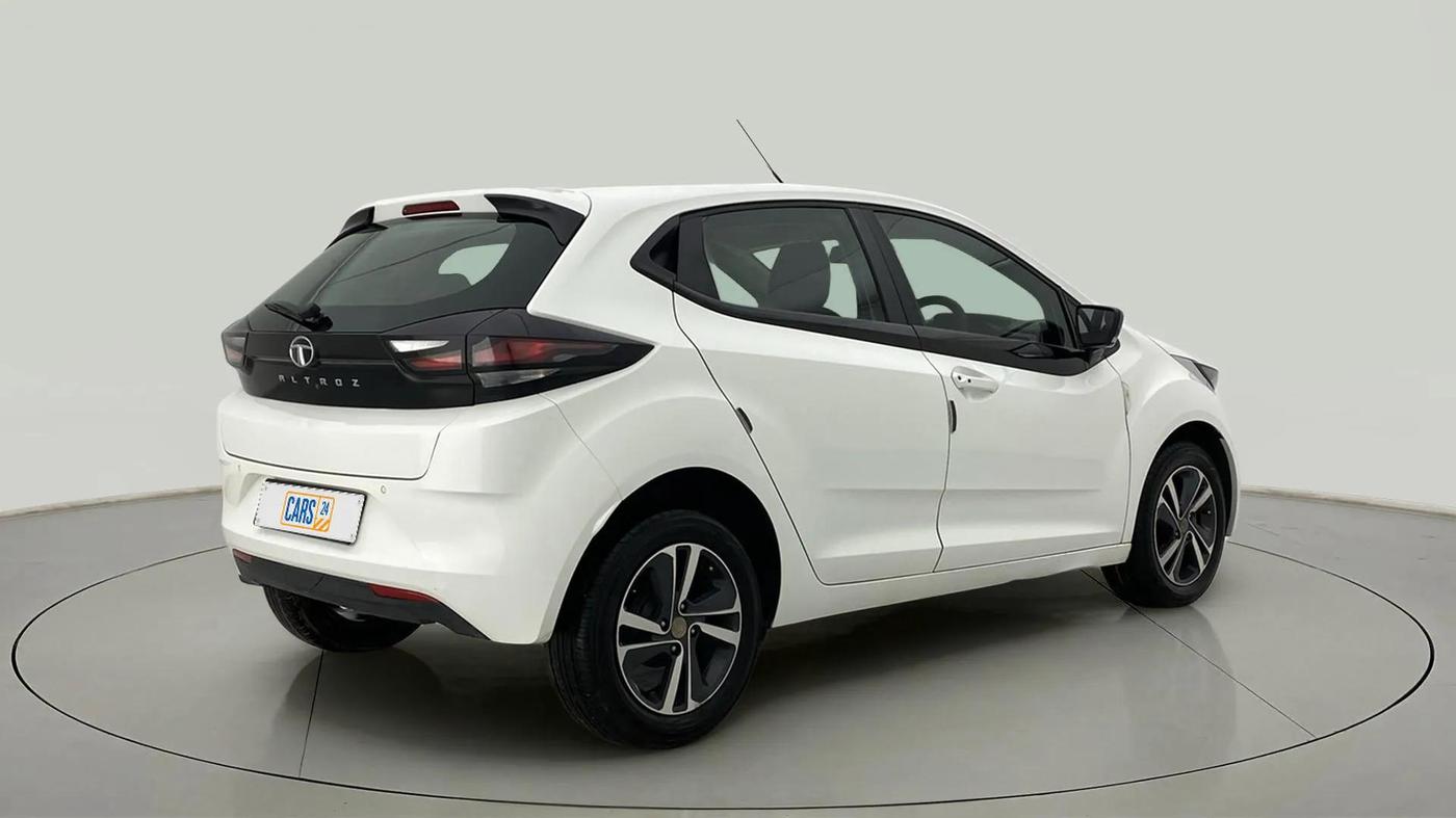 2023 Tata ALTROZ XZ DIESEL, Diesel, Manual, 55,294 km, Right Back Diagonal