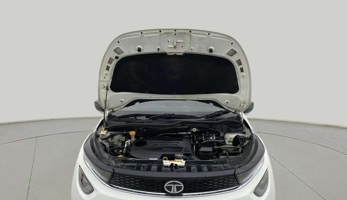 2023 Tata ALTROZ XZ DIESEL, Diesel, Manual, 55,101 km, Open Bonet