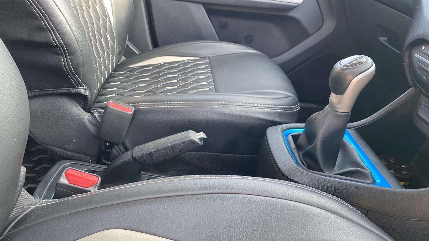 2022 Tata PUNCH CREATIVE  MT, Petrol, Manual, 29,332 km, Gear Lever