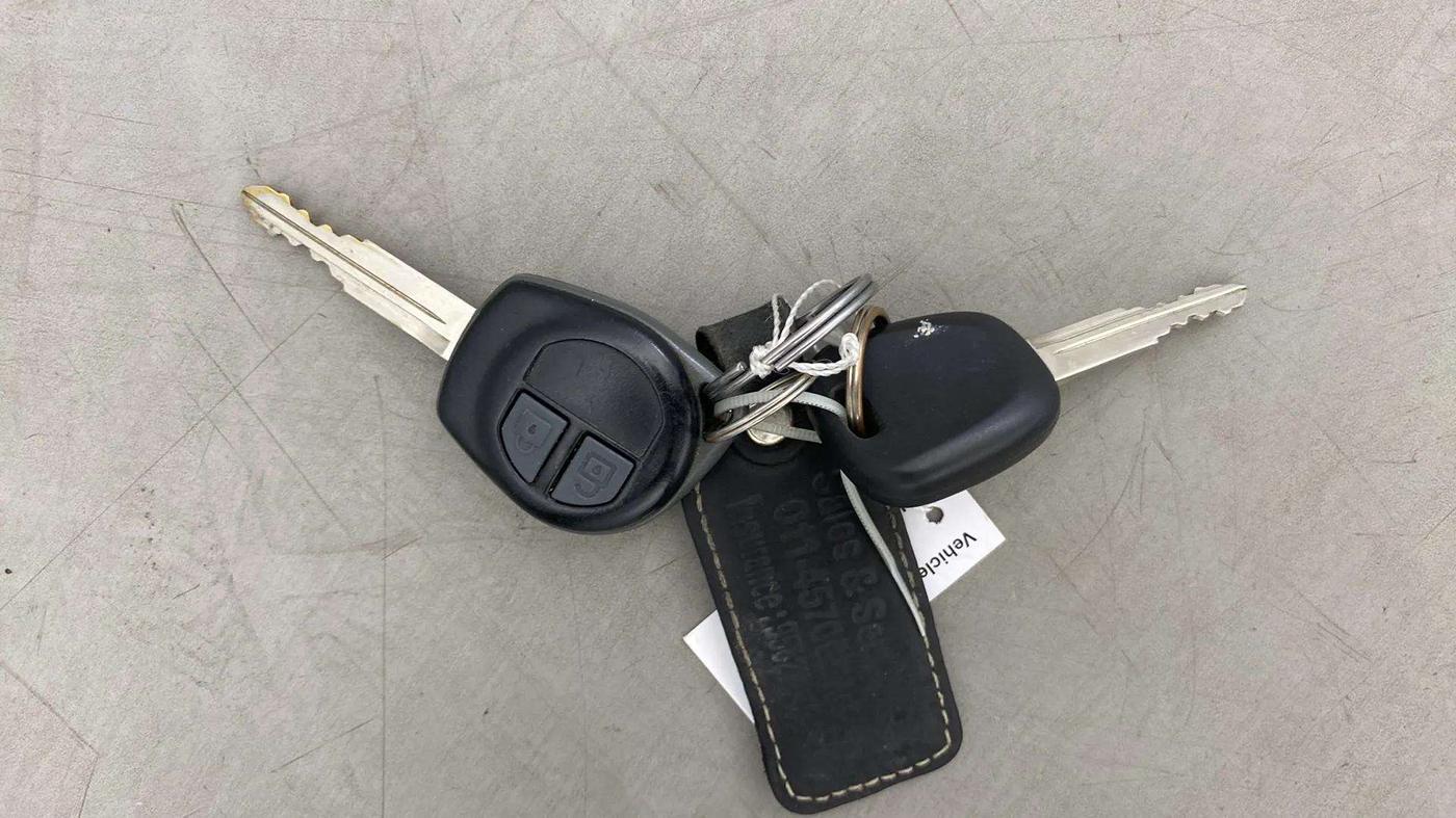 2022 Maruti Alto VXI, Petrol, Manual, 21,437 km, Key Close Up