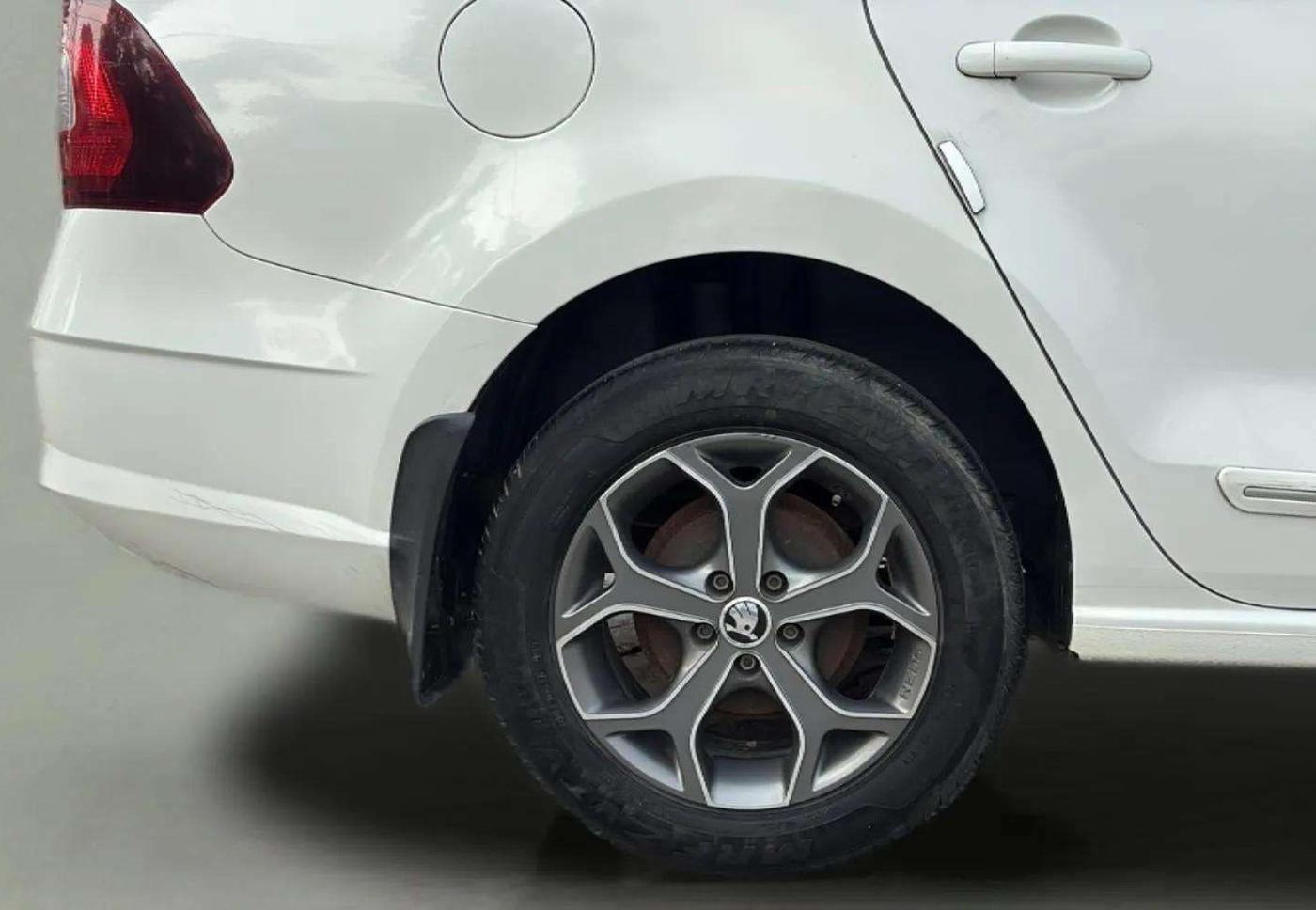 2020 Skoda Rapid 1.5 TDI CR ACTIVE, Diesel, Manual, 90,022 km, Right Rear Wheel