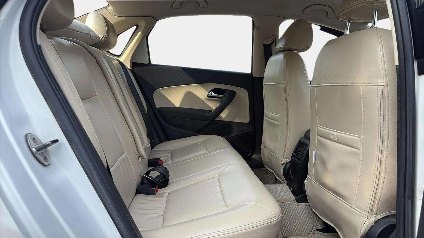 2020 Skoda Rapid 1.5 TDI CR ACTIVE, Diesel, Manual, 90,022 km, Right Side Rear Door Cabin