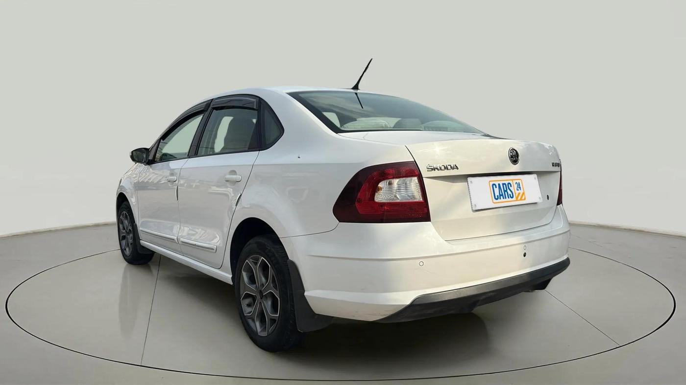 2020 Skoda Rapid 1.5 TDI CR ACTIVE, Diesel, Manual, 90,022 km, Left Back Diagonal