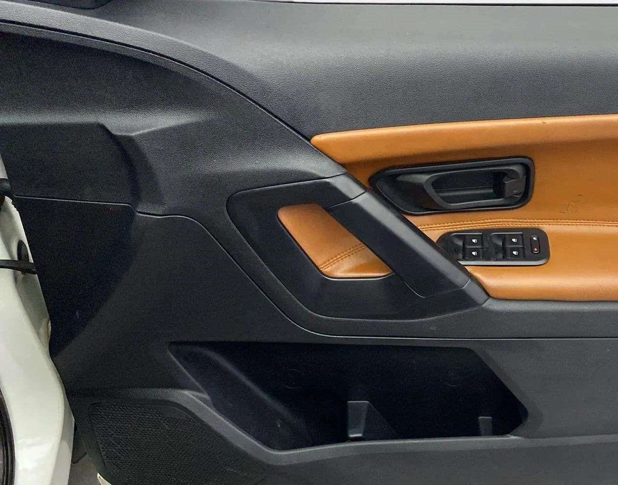 2021 Tata Harrier XE 2.0L KRYOTEC, Diesel, Manual, 28,306 km, Driver Side Door Panels Control