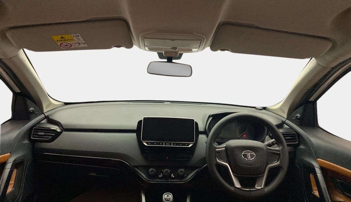 2021 Tata Harrier XE 2.0L KRYOTEC, Diesel, Manual, 28,306 km, Dashboard