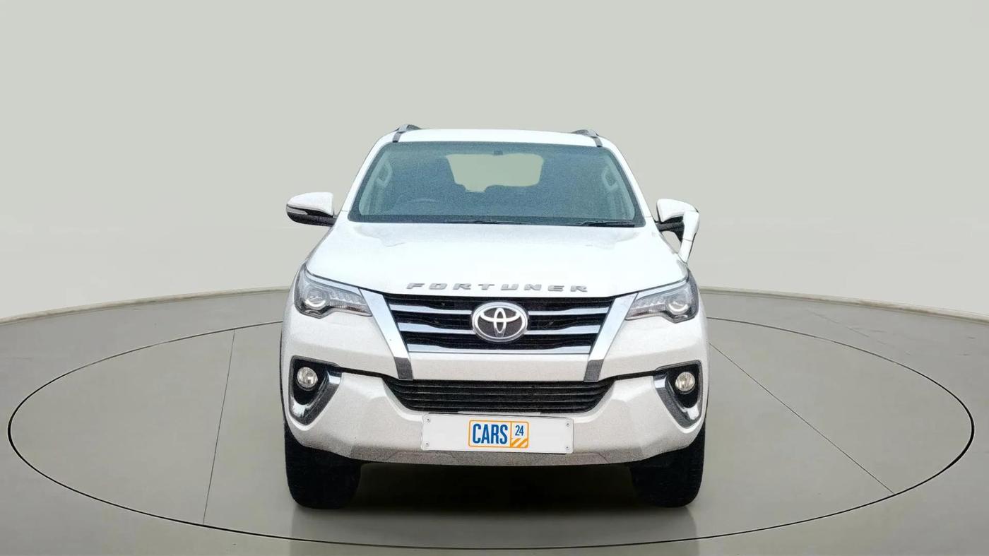 2017 Toyota Fortuner 2.8 4X2 AT, Diesel, Automatic, 91,162 km, Front