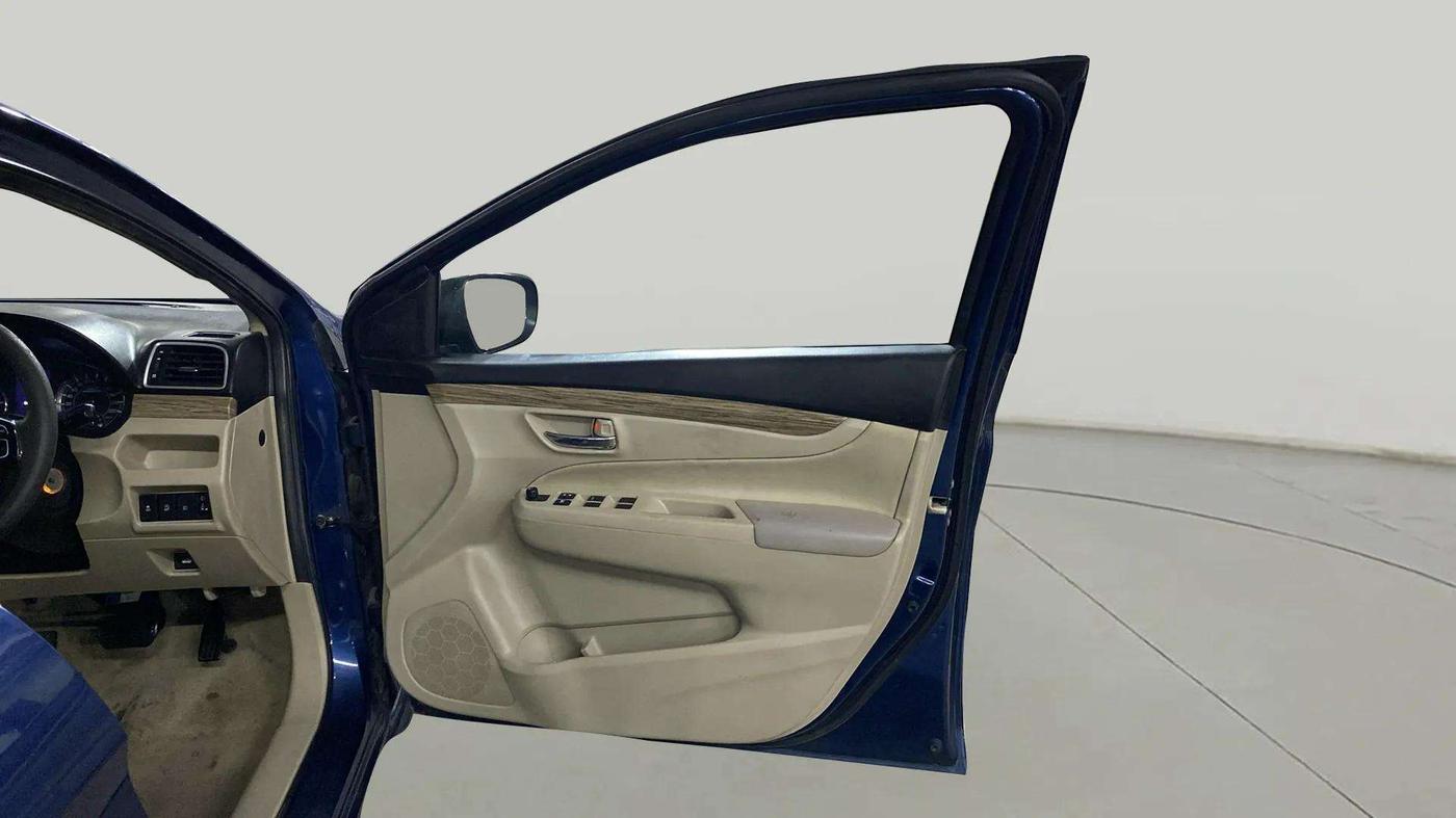 2018 Maruti Ciaz DELTA AT 1.5 SHVS PETROL, Petrol, Automatic, 76,907 km, RHS Front Door
