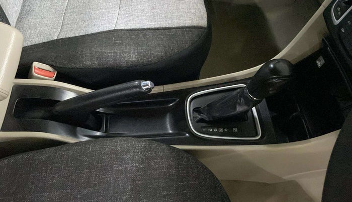 2018 Maruti Ciaz DELTA AT 1.5 SHVS PETROL, Petrol, Automatic, 76,907 km, Gear Lever