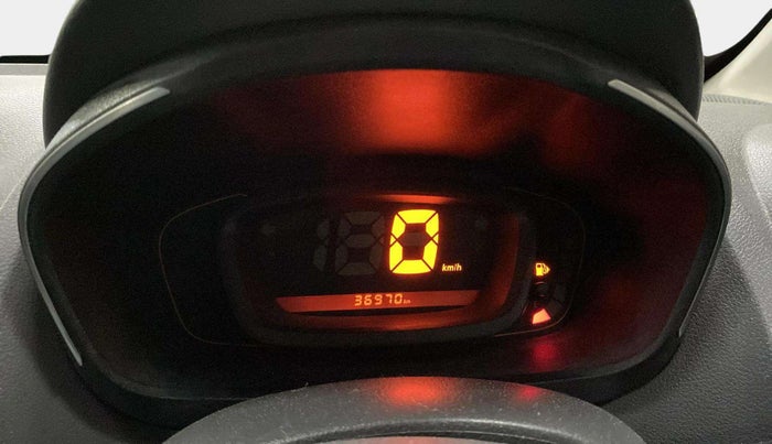 2016 Renault Kwid RXT 1.0, Petrol, Manual, 36,969 km, Odometer Image