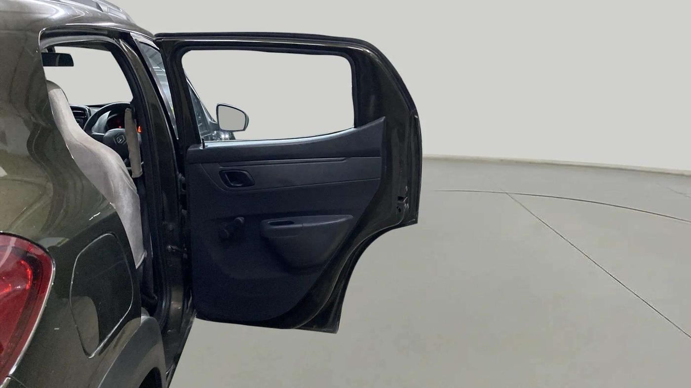 2016 Renault Kwid RXT 1.0, Petrol, Manual, 37,005 km, RHS Rear Door
