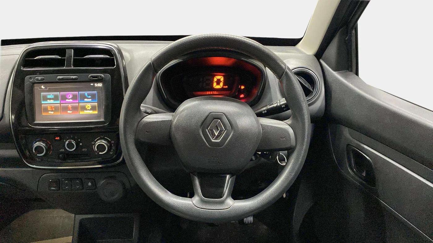 2016 Renault Kwid RXT 1.0, Petrol, Manual, 37,005 km, Steering Wheel Close Up