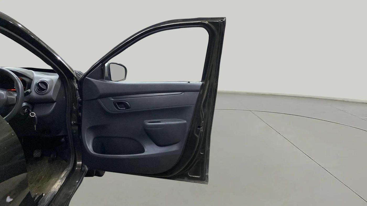 2016 Renault Kwid RXT 1.0, Petrol, Manual, 37,005 km, RHS Front Door