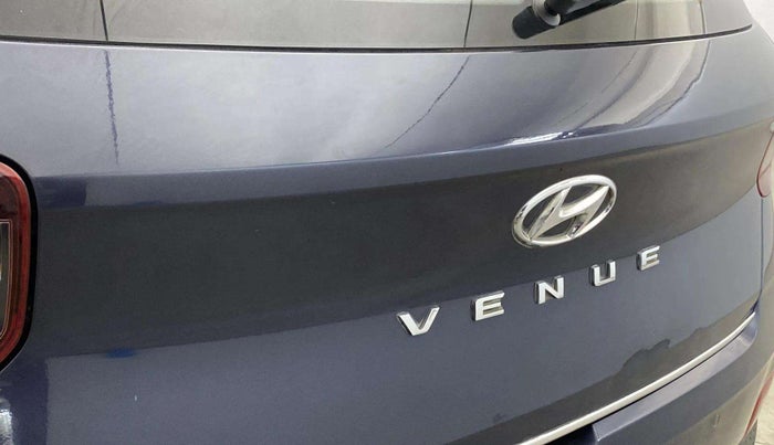 2019 Hyundai VENUE SX(O) 1.4 CRDI, Diesel, Manual, 56,472 km, Dicky (Boot door) - Slightly dented
