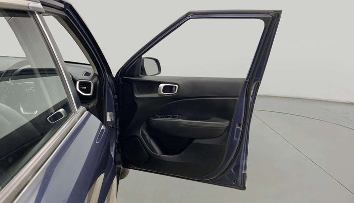 2019 Hyundai VENUE SX(O) 1.4 CRDI, Diesel, Manual, 56,472 km, RHS Front Door