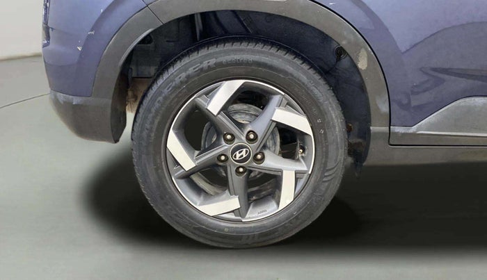 2019 Hyundai VENUE SX(O) 1.4 CRDI, Diesel, Manual, 56,472 km, Right Rear Wheel