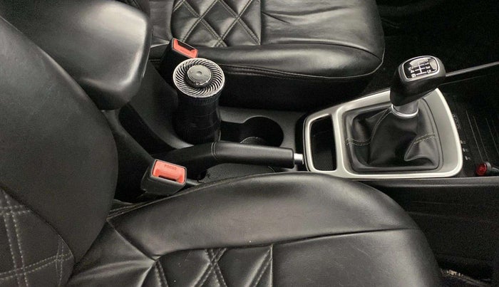 2019 Hyundai VENUE SX(O) 1.4 CRDI, Diesel, Manual, 56,472 km, Gear Lever