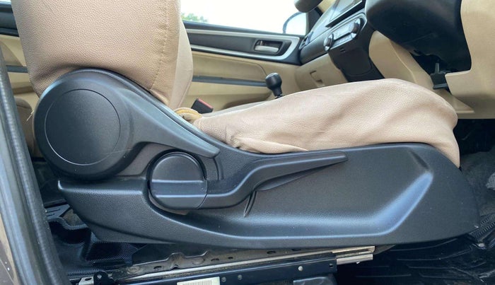 2021 Honda Amaze 1.2L I-VTEC VX, Petrol, Manual, 25,543 km, Driver Side Adjustment Panel