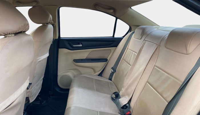 2021 Honda Amaze 1.2L I-VTEC VX, Petrol, Manual, 25,543 km, Right Side Rear Door Cabin
