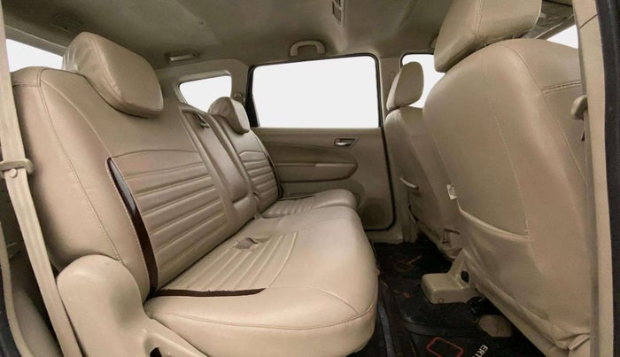 2016 Maruti Ertiga VXI, Petrol, Manual, 92,745 km, Right Side Rear Door Cabin