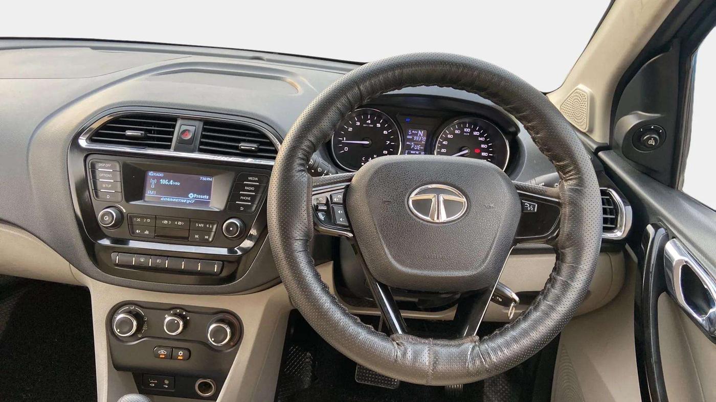 2018 Tata Tiago XZA PETROL, Petrol, Automatic, 99,984 km, Steering Wheel Close Up