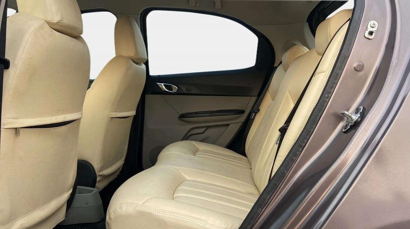 2018 Tata Tiago XZA PETROL, Petrol, Automatic, 99,984 km, Right Side Rear Door Cabin