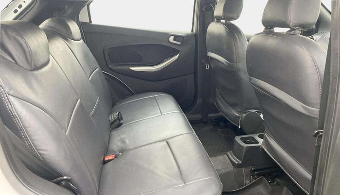 2018 Ford FREESTYLE TREND 1.2 PETROL, Petrol, Manual, 31,929 km, Right Side Rear Door Cabin