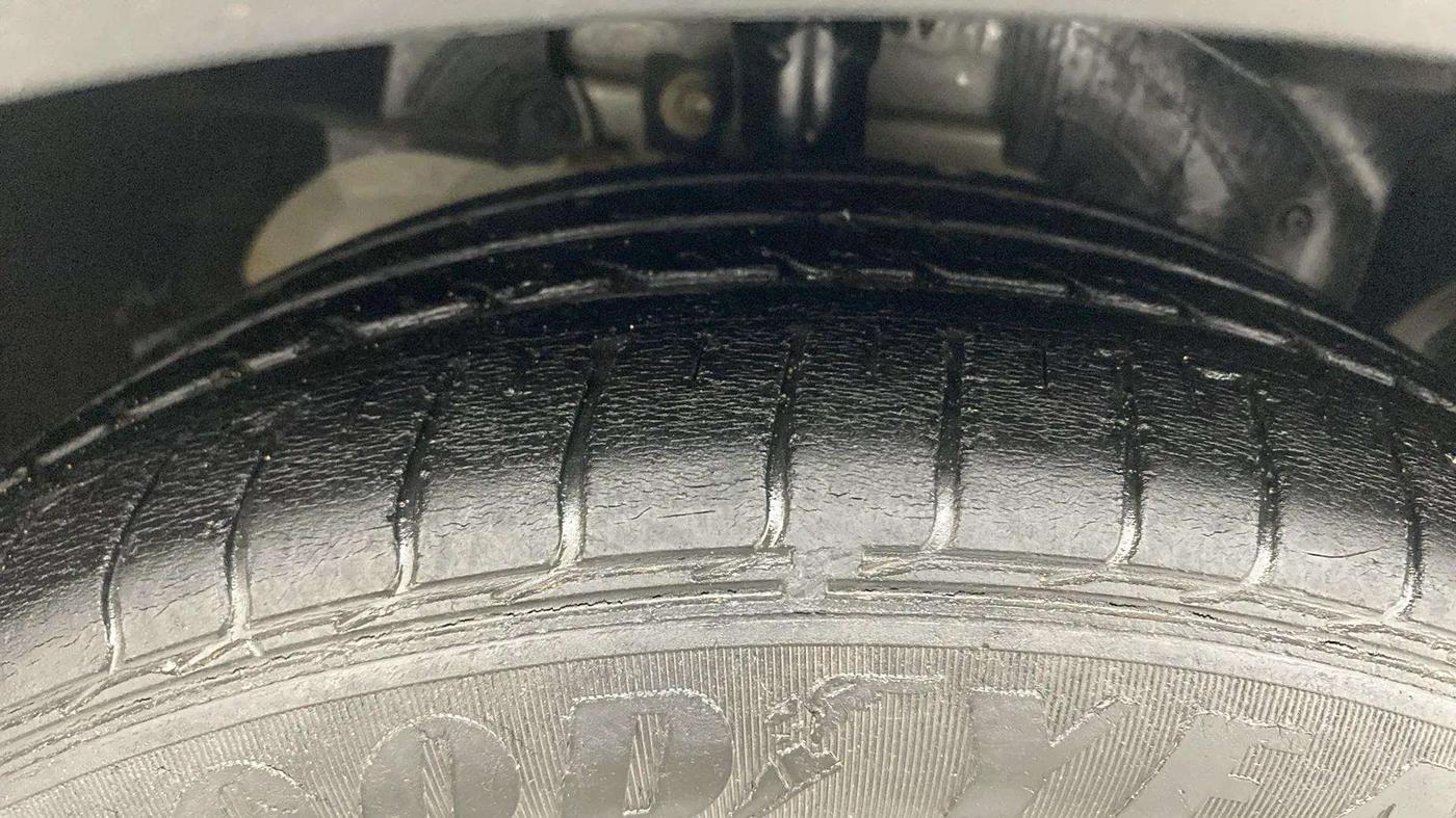 2018 Ford FREESTYLE TREND 1.2 PETROL, Petrol, Manual, 32,422 km, Right Front Tyre Tread
