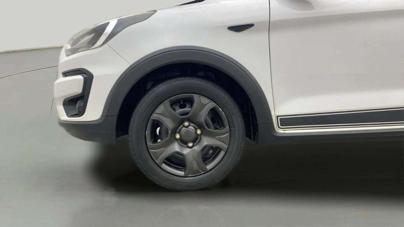 2018 Ford FREESTYLE TREND 1.2 PETROL, Petrol, Manual, 32,422 km, Left Front Wheel