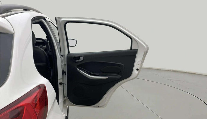 2018 Ford FREESTYLE TREND 1.2 PETROL, Petrol, Manual, 31,929 km, RHS Rear Door